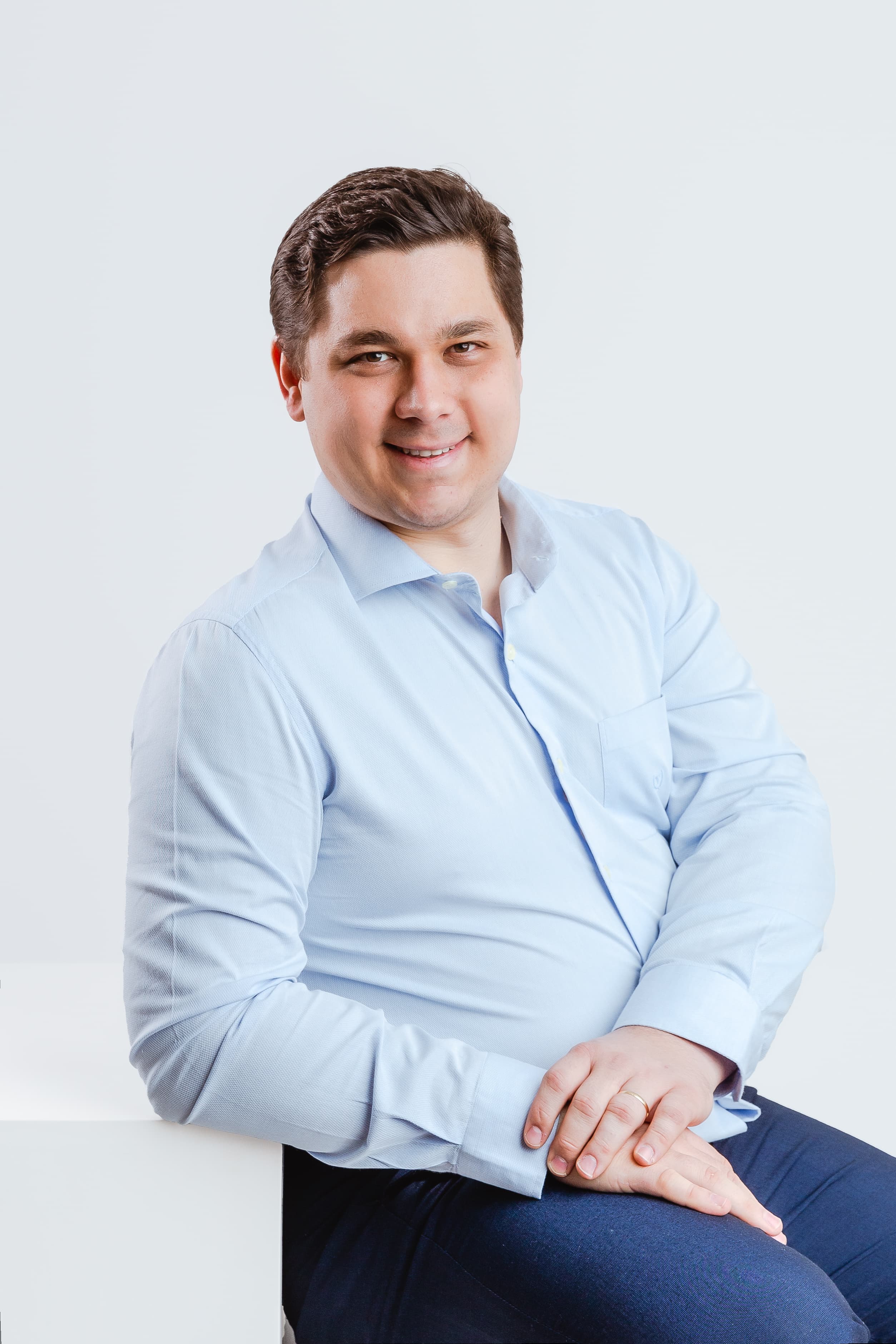 Dr. Dhiego Campostrini